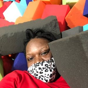 Meet your Posher, Beverly